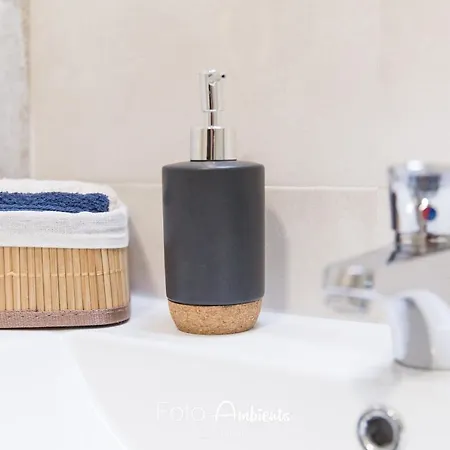 Vistas Mar - Piscina Salou